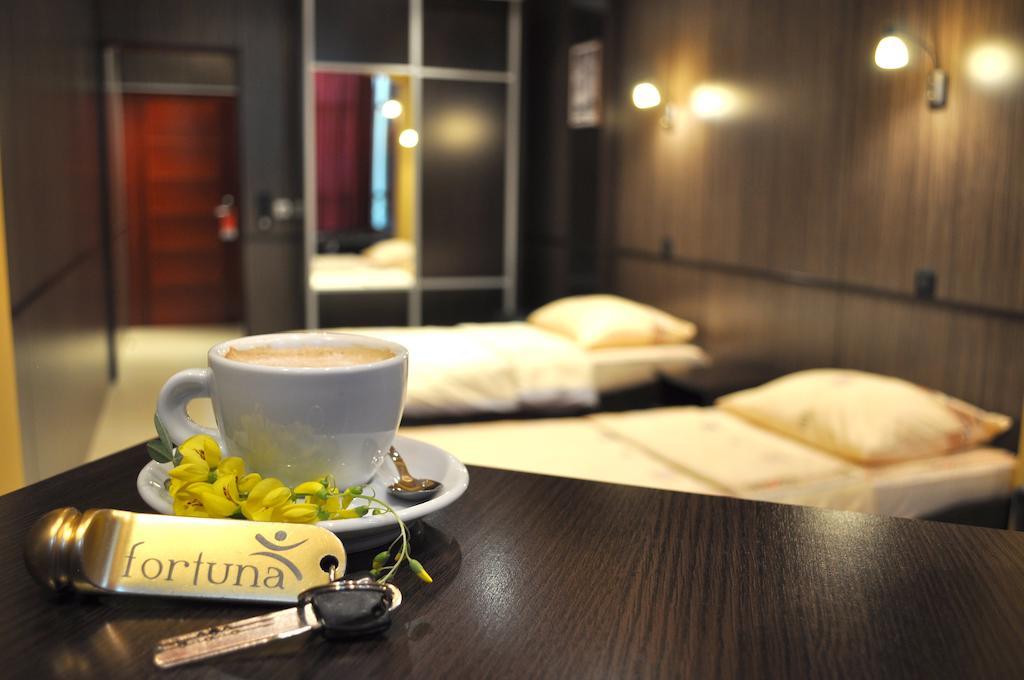 Hotel Fortuna Μπάνια Λούκα Εξωτερικό φωτογραφία