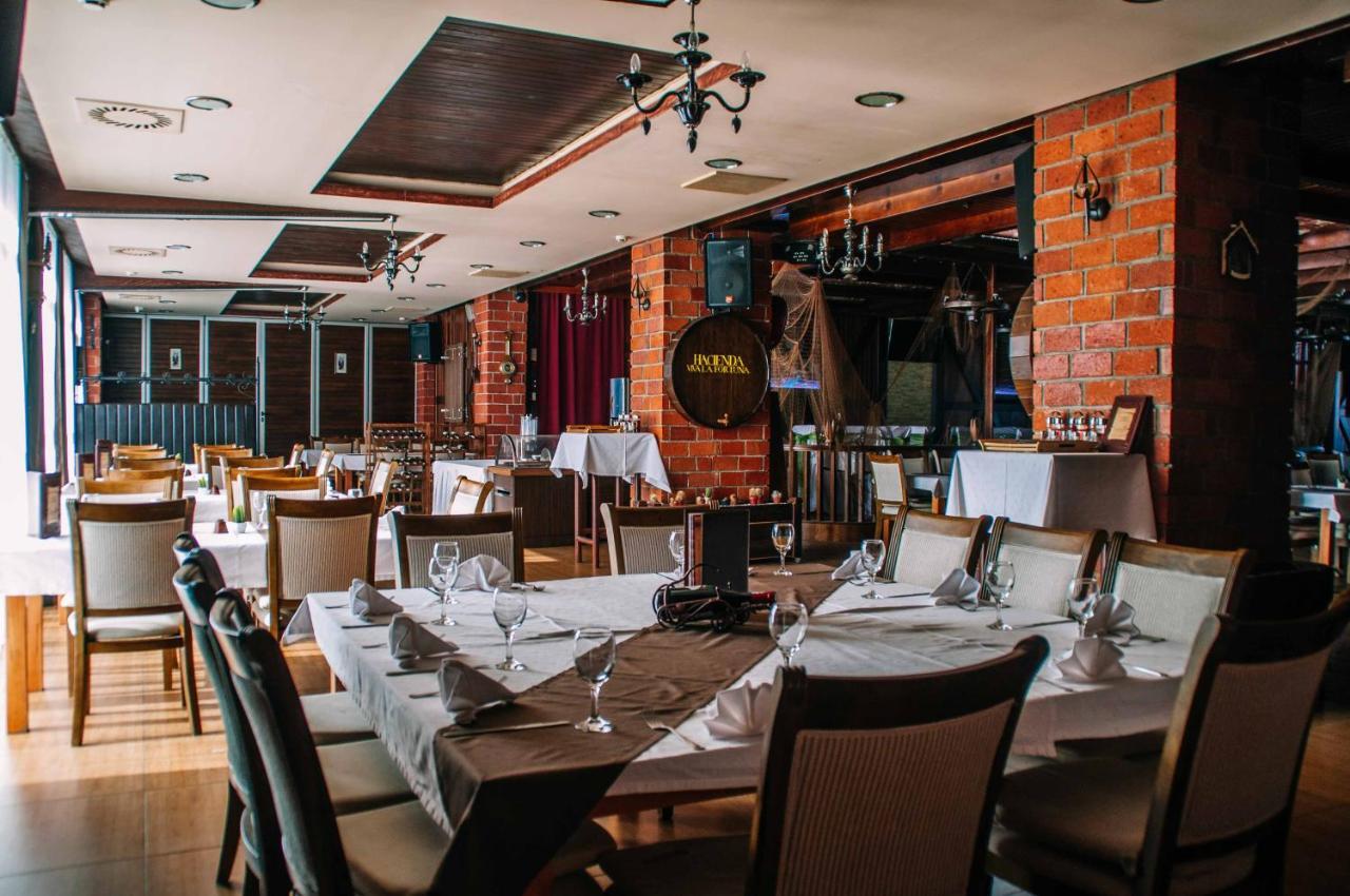 Hotel Fortuna Μπάνια Λούκα Εξωτερικό φωτογραφία
